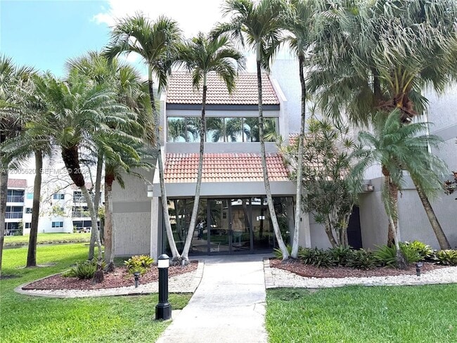 Photo - 230 Lakeview Dr Unit 307