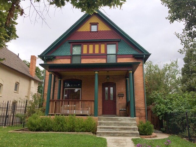 Photo - 3029 Race St House