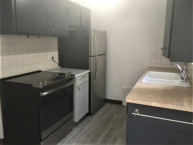 Photo - 1543 2nd St Unit 1