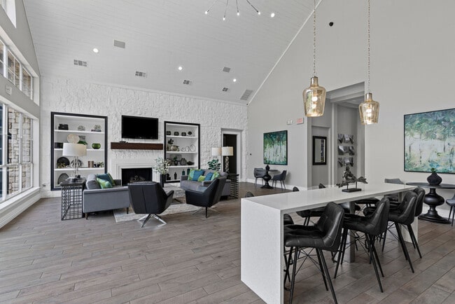 Settler's Gate apartments — community photo