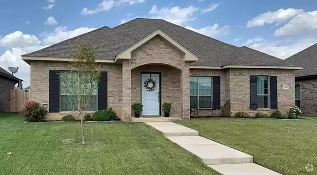 Building Photo - 7813 Crestline Dr Rental