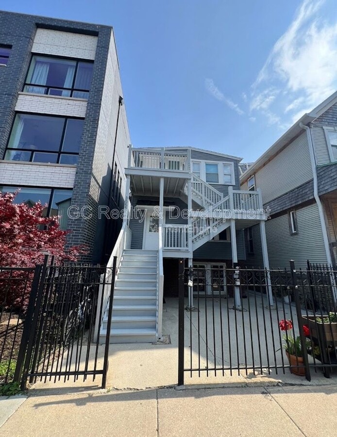 Photo - 3053 W Lyndale St Unit 2