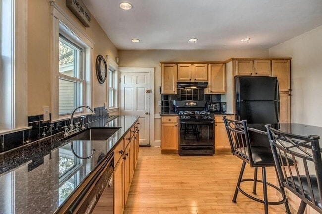 Photo - 38 Hood St Unidad 38