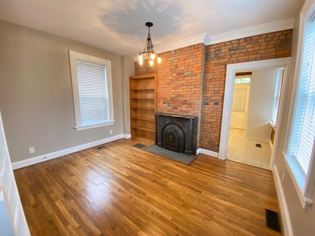 Photo - 42 E 3rd Ave Unidad 42