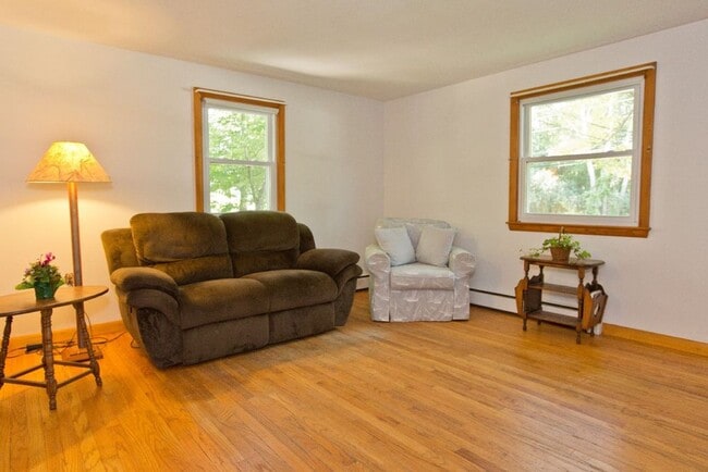 Photo - New Listing! Single Family Home in Yarmouth