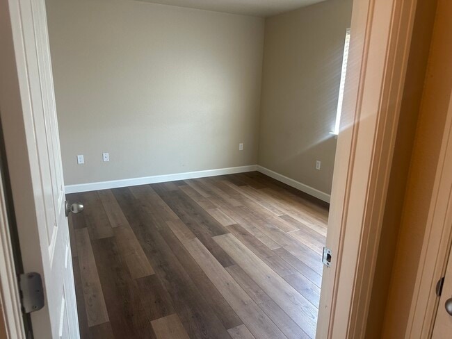 Photo - 928 Village Cir Unit A