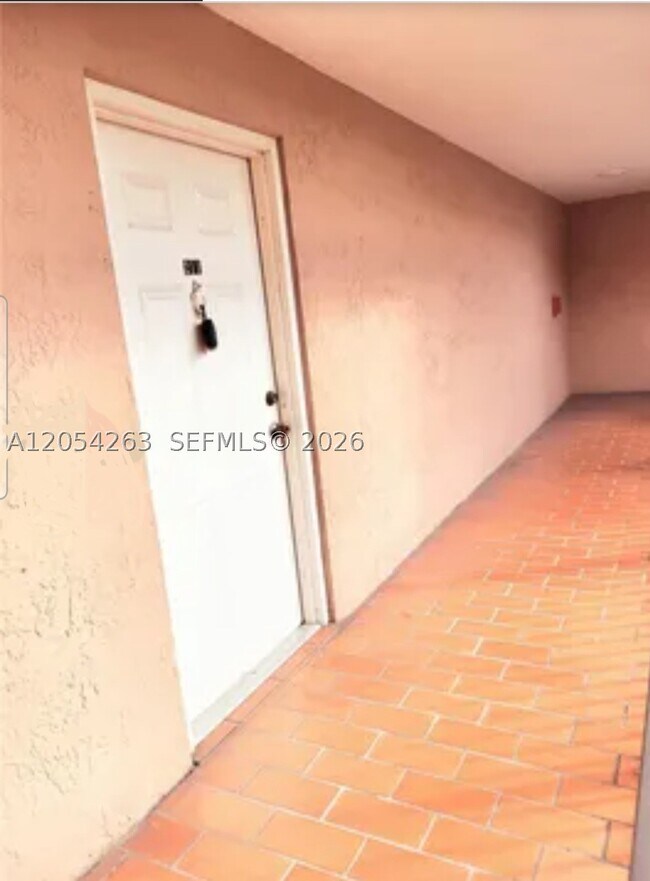 5765 W 25th Ct Unit 211