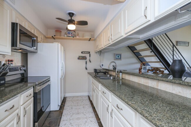 Photo - 12600 Melville Dr Unit 318B