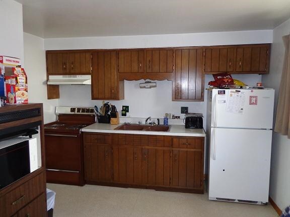 Photo - 8479-8481 East Ave