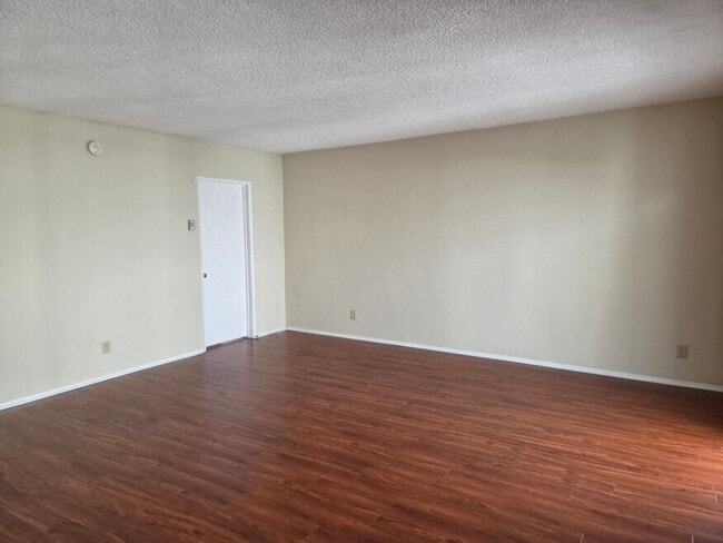 1644 Colby Ave
