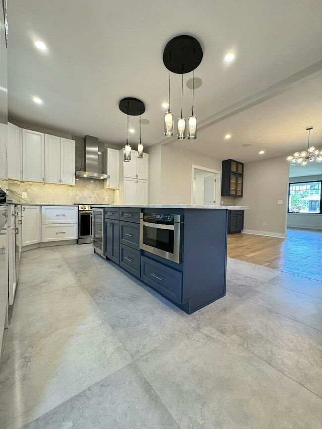 Photo - 21 W Cliff St