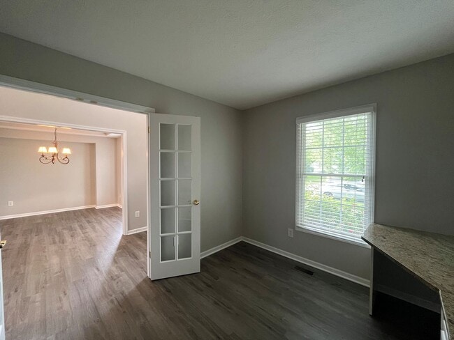 Photo - Beautiful Home in Scioto Reserve!