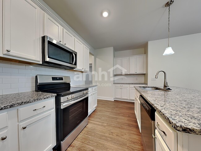 Photo - 16 Cherry St