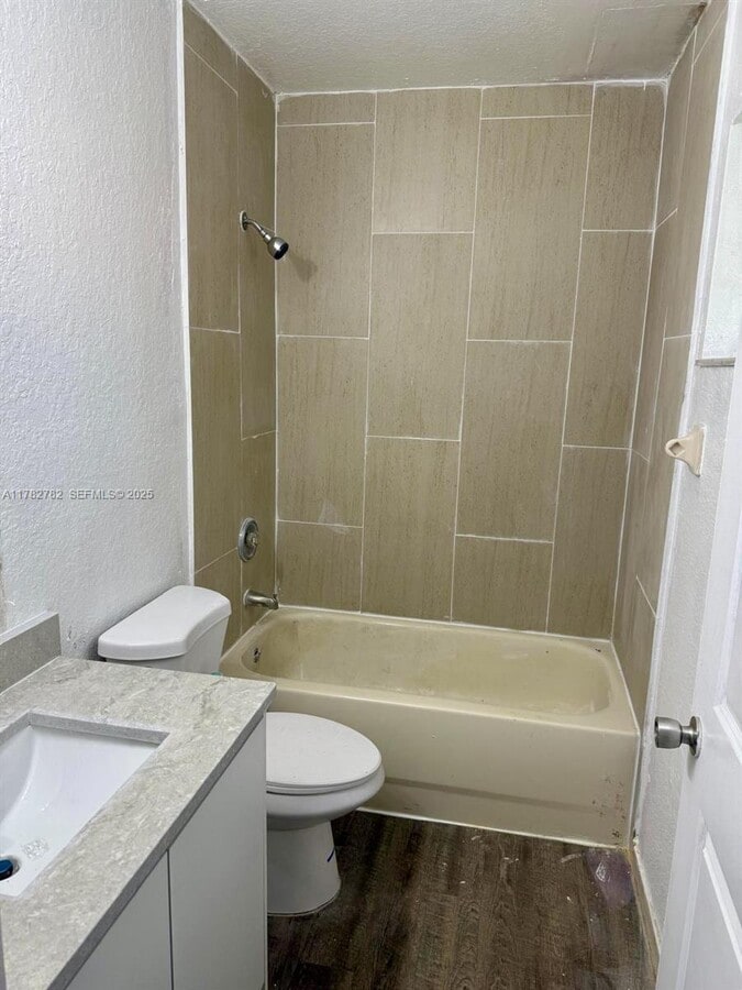 Photo - 621 SW 10th St