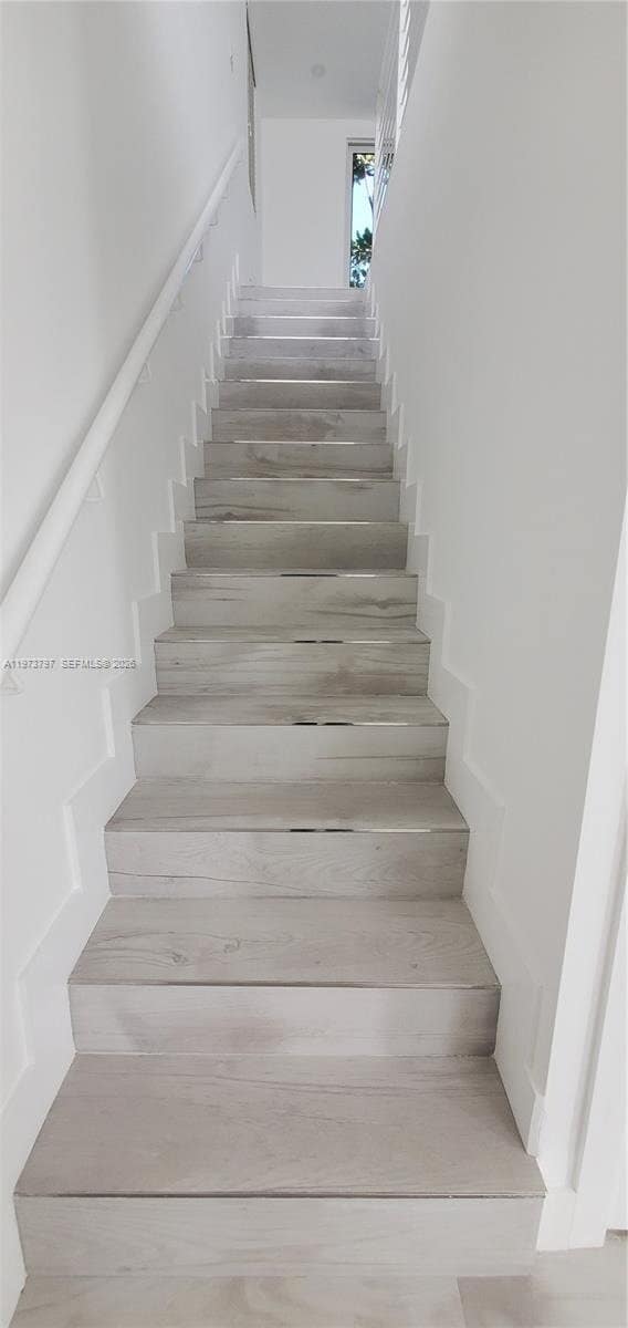 Photo - 3787 Thomas Ave