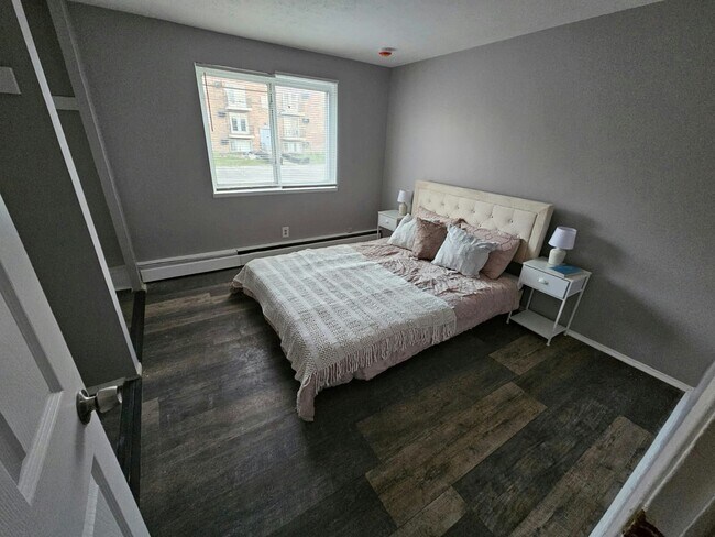 Photo - 13430 Euclid Ave Unidad 207