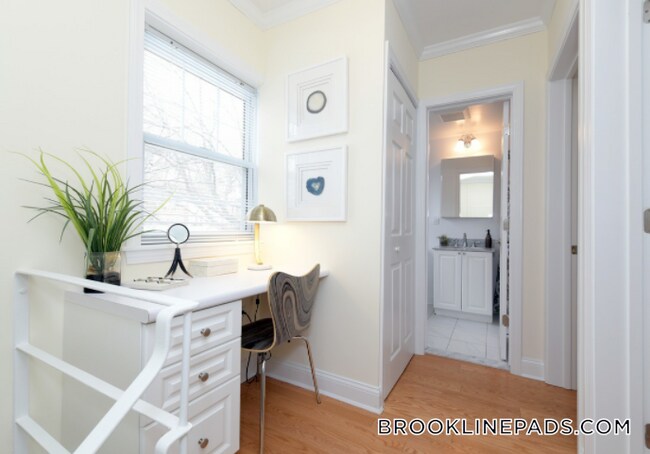 Photo - 499 VFW Parkway