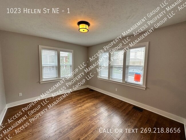 Photo - 1023 Helen St NE