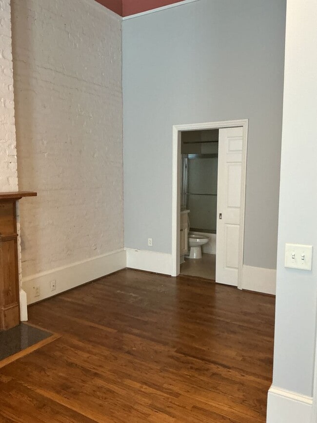 Photo - 470 Poplar St Unit 201