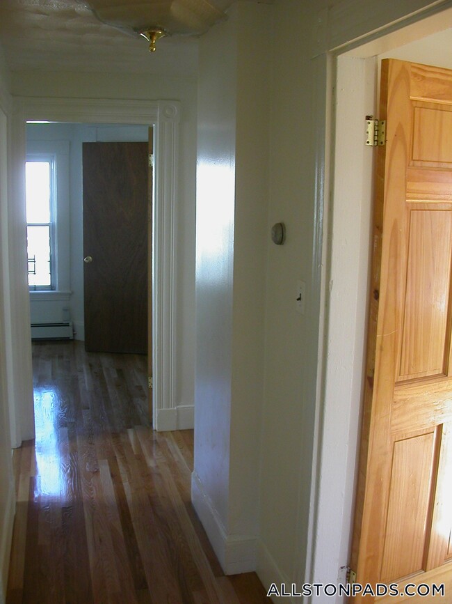 Photo - 31 Seattle St Apartment