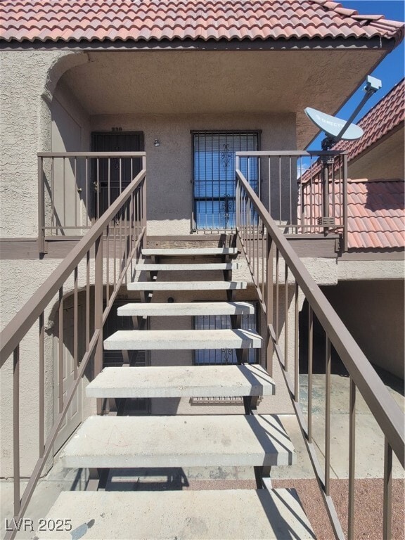 Building Photo - 4300 N Lamont St Unit 239