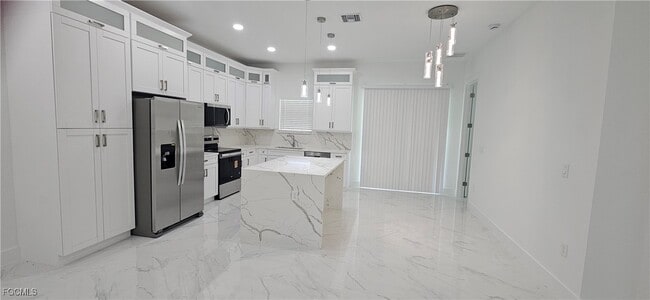 Photo - 929 Eisenhower Blvd