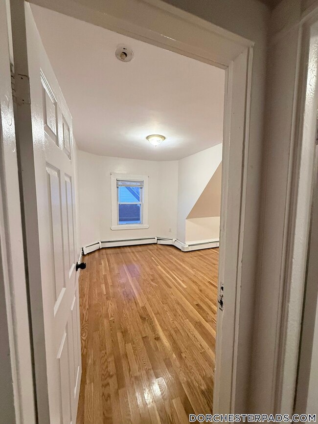 66 Millet St Unit 2