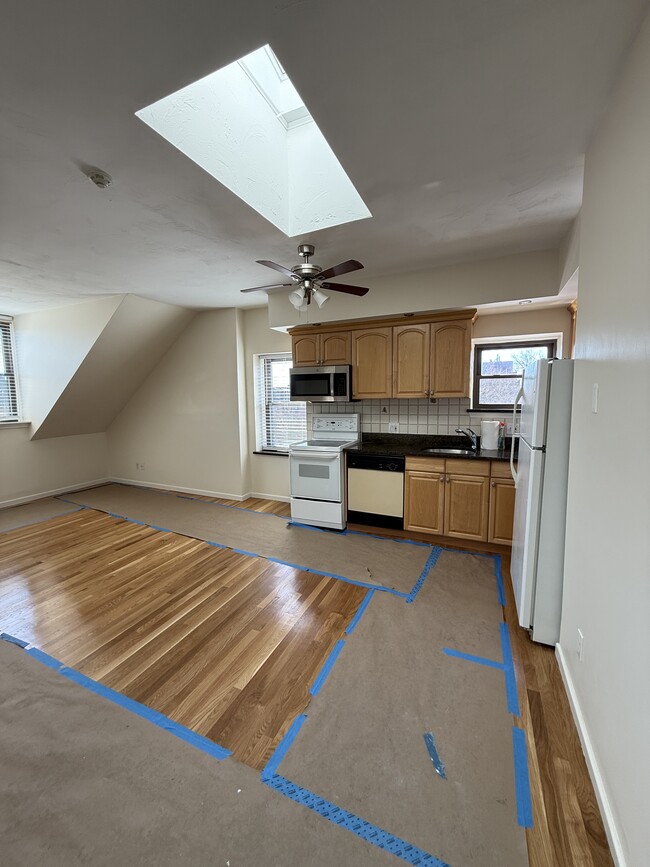 Photo - 683 Tremont St Unit 3