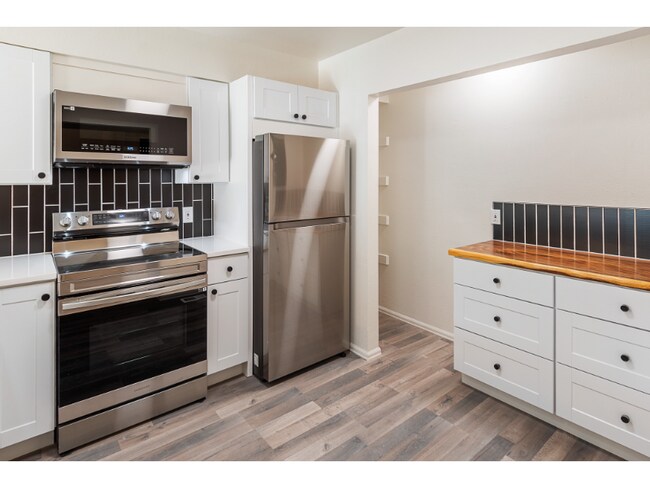 Photo - 3407 Stover St Unidad F614