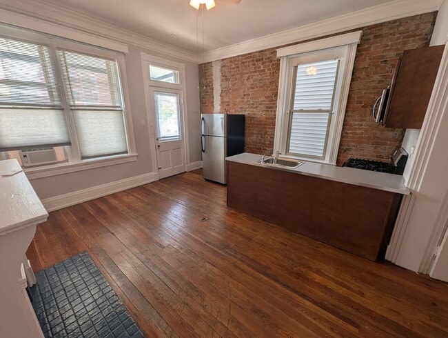 Photo - 225 Fosdick St Unit 1