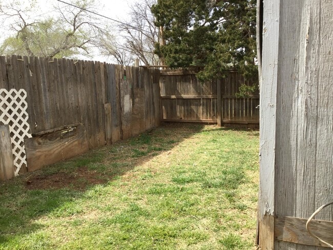 Photo - 3003 Avenue V