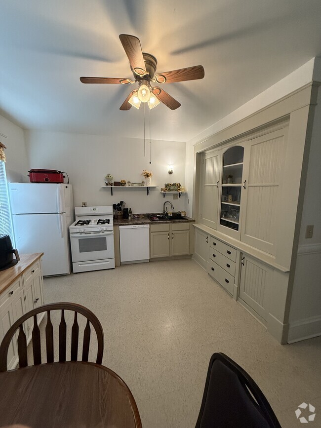 Building Photo - 1339 15th Street a Unit Downstairs Rental