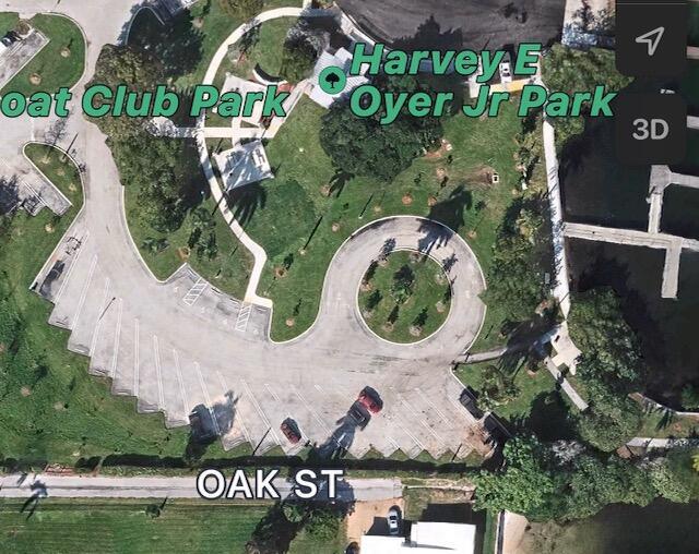 Photo - 640 Oak St