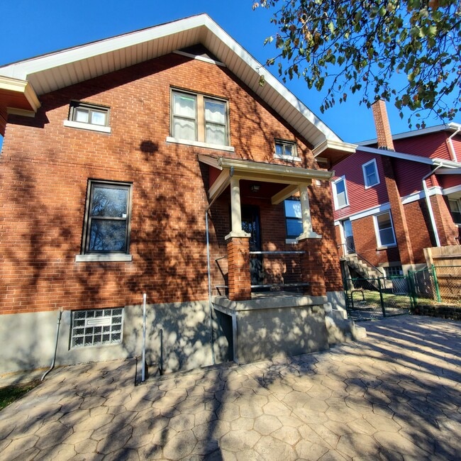 Photo - 3047 Feltz Ave