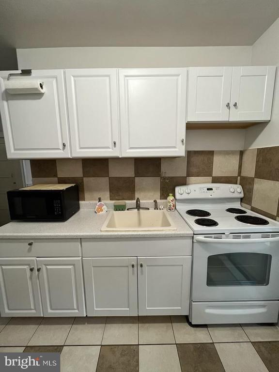 5234 Jackson St Apartment Unit 1 Philadelphia, PA