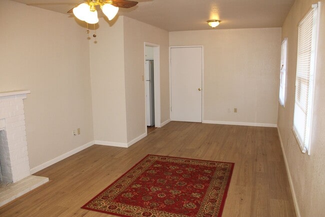 Photo - 2Bed 1 Bath Home for rent