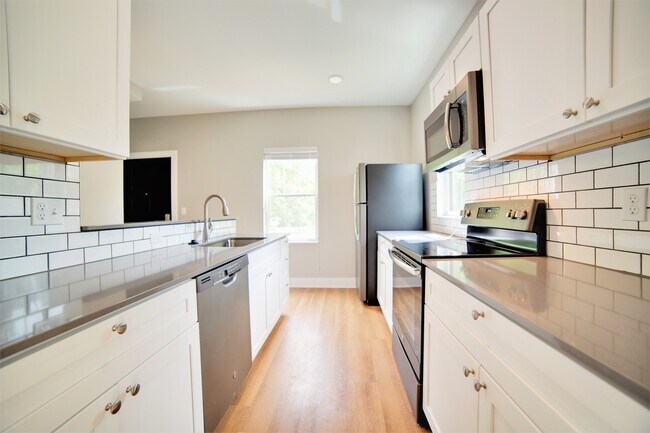 Photo - 3004 West St Unidad 102