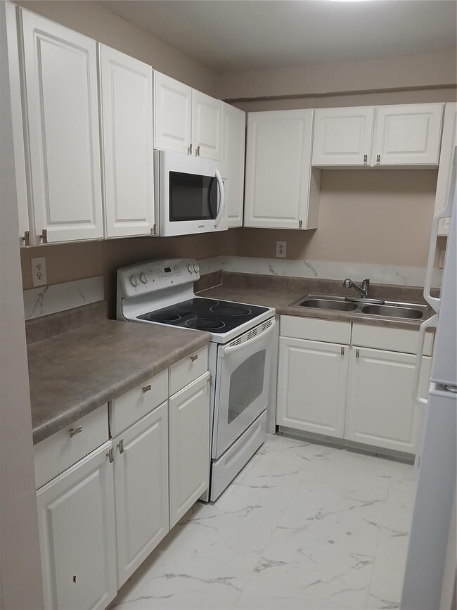 Photo - 4124 NW 88th Ave Unit 205