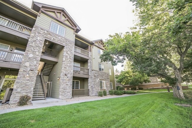 Building Photo - 8035 Lee Dr Rental