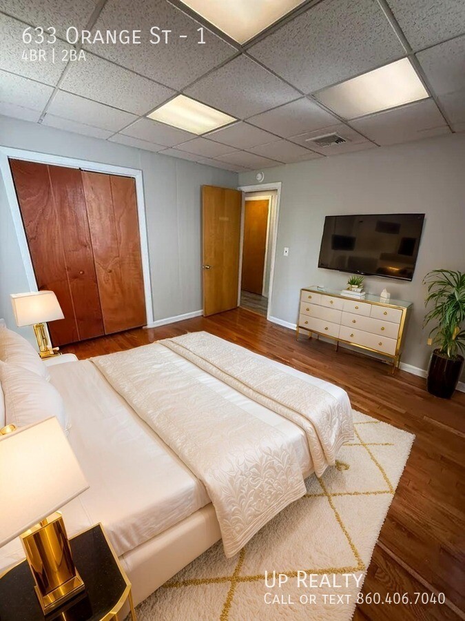 Photo - 633 Orange St Unit 1