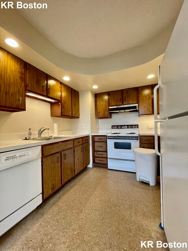 Photo - 1732 Beacon St Unidad 4