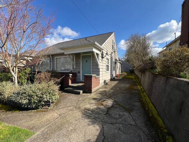 Building Photo - S0349 Unit 36