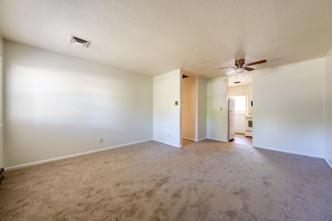 Photo - 8968 Tidewater Dr