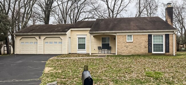 Building Photo - Fantastic 3 Bed 2 Bath Home Sitting On A S...