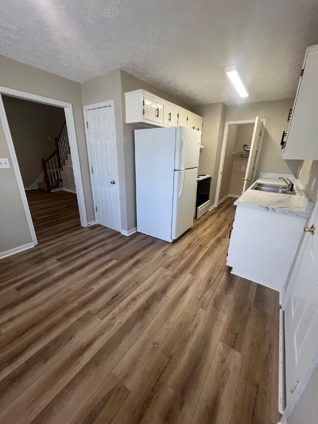 Photo - 3440 Sandpiper Dr Apartamento