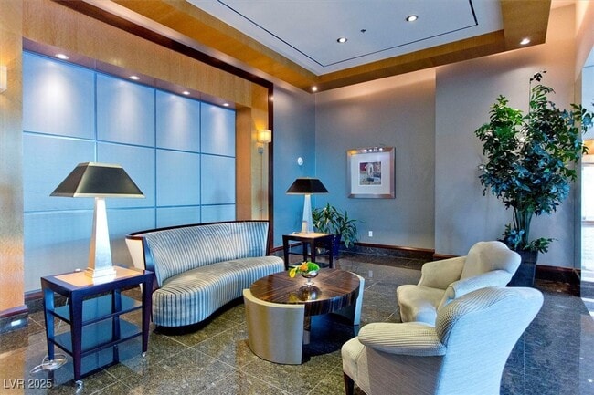 Building Photo - 2700 S Las Vegas Blvd Unit 3407