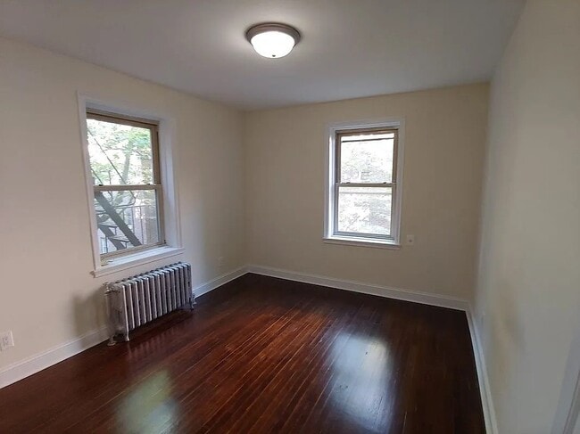 48-35 43rd St Unit 5B