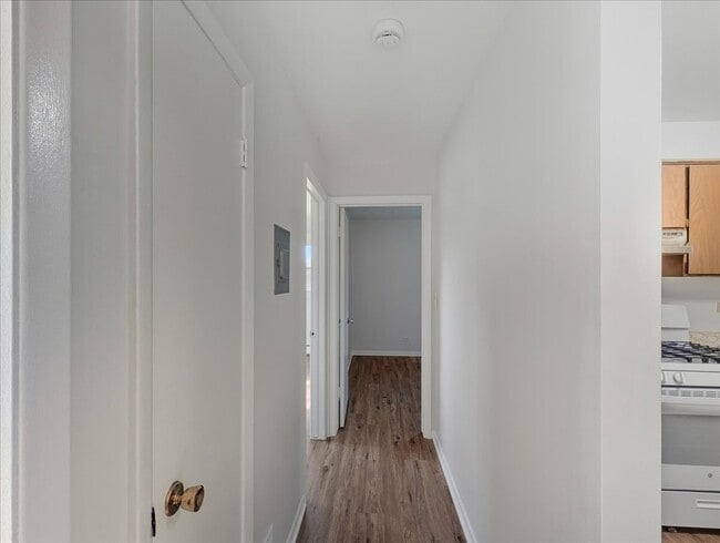 Photo - 122 W Washington St Unidad 302