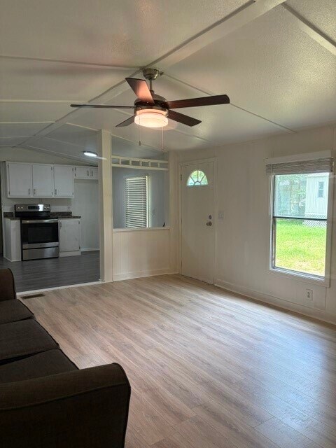 Photo - 154 Mills Dr