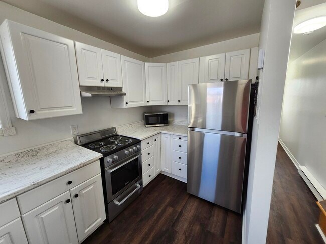 Photo - 254 Britain St Unit 2